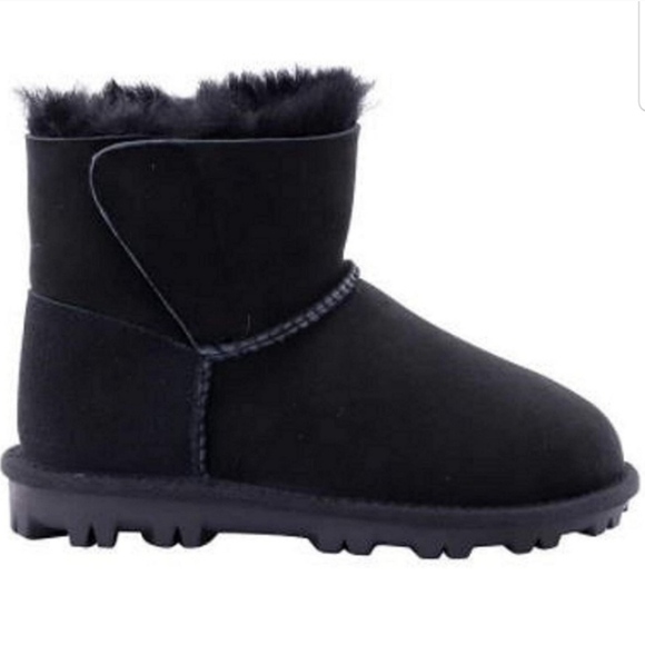 Kirkland Signature Kids Genuine sheepskin Shearling Boots  Nwt - Picture 3 of 8